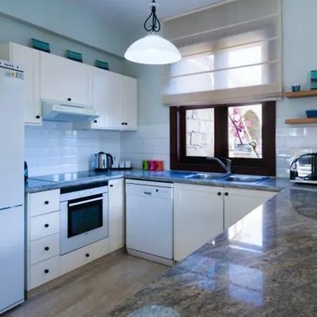 “you Have Found The Luxury With Perfect Sunset Views″ - Tala *