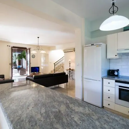 “you Have Found The Luxury With Perfect Sunset Views″ - Tala